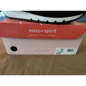 Easy Spirit Ives Bootie Sneaker, Size 8.5
